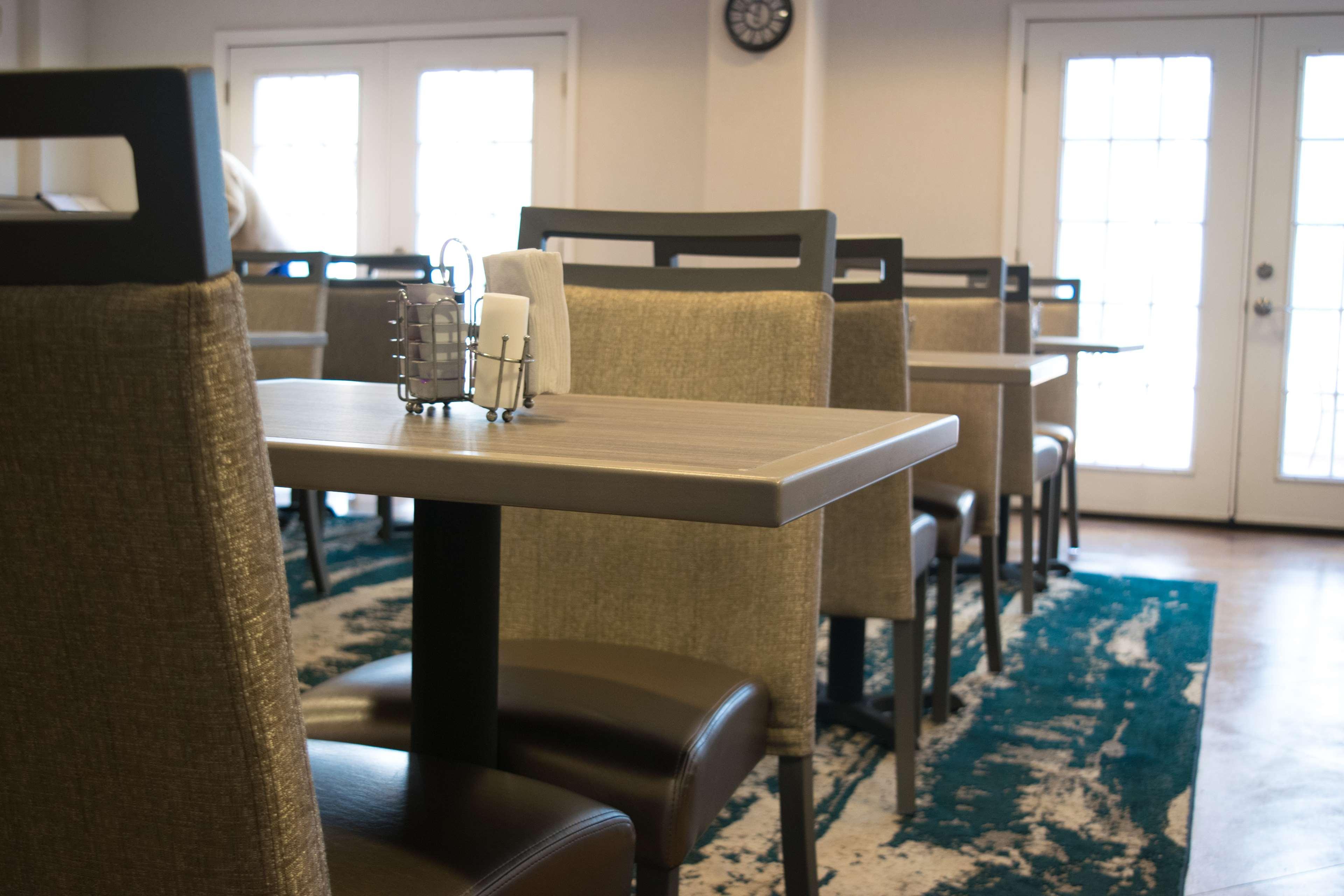 Best Western Plus Waynesboro Ngoại thất bức ảnh