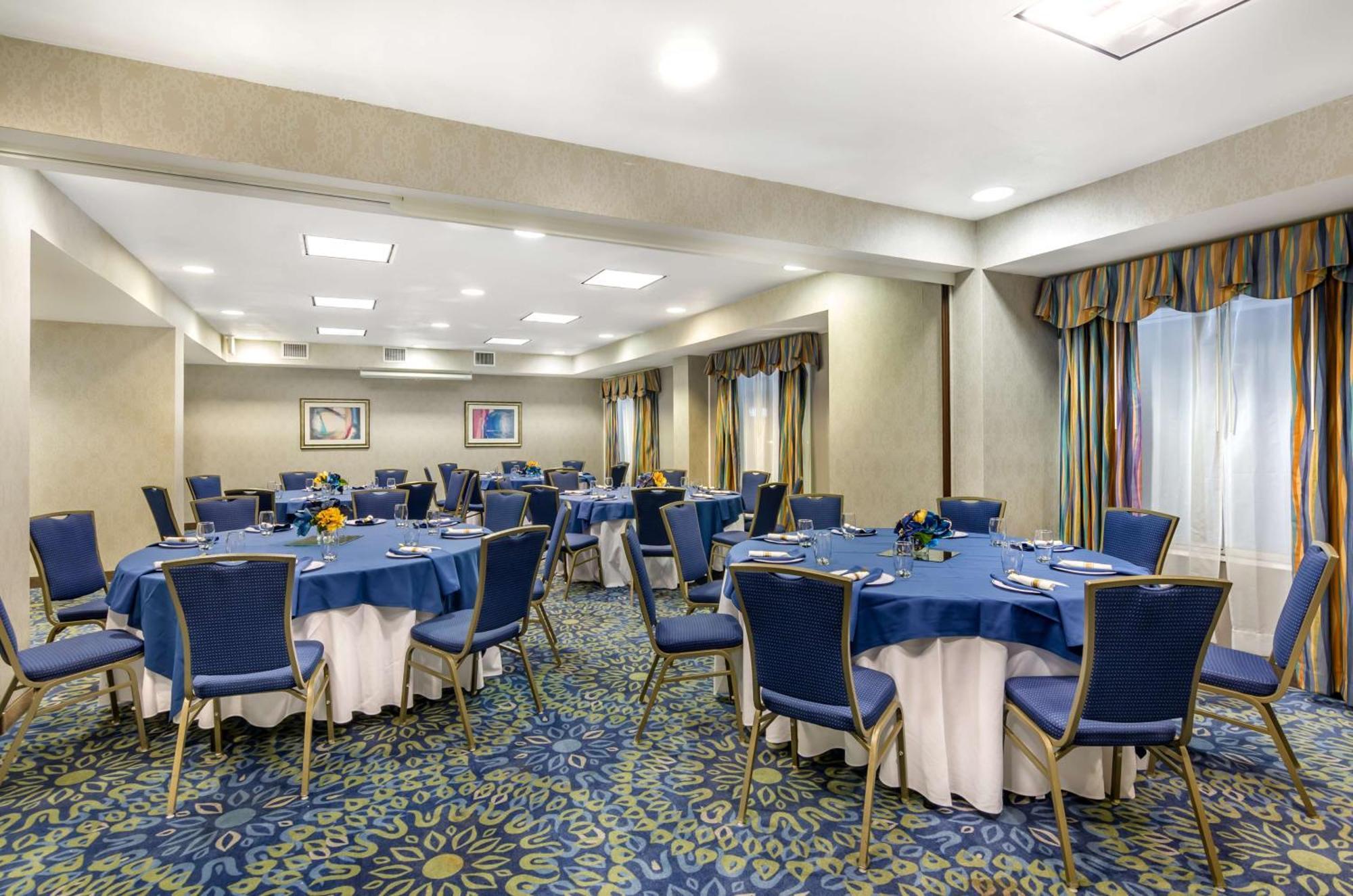Best Western Plus Waynesboro Ngoại thất bức ảnh