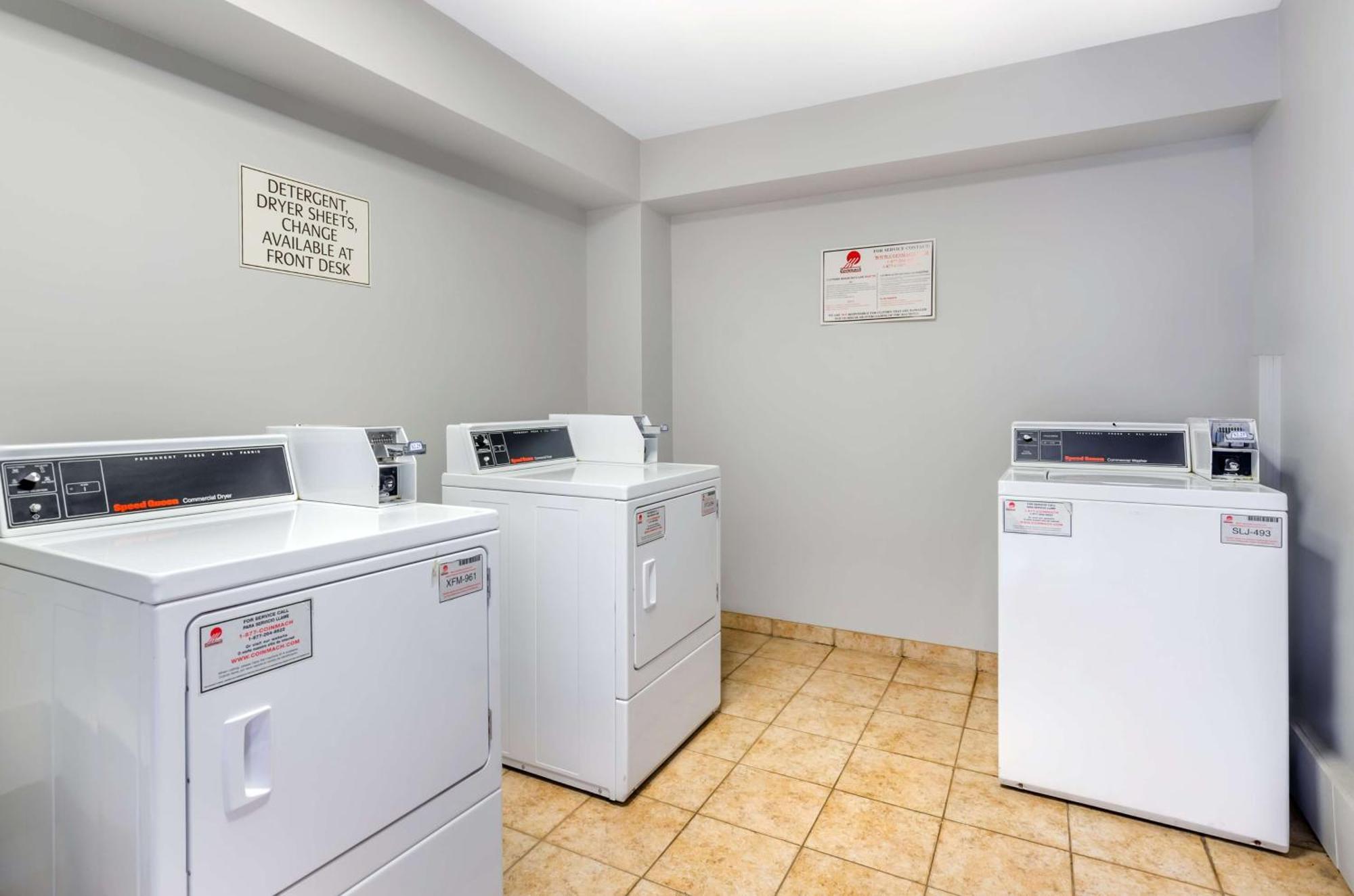 Best Western Plus Waynesboro Ngoại thất bức ảnh