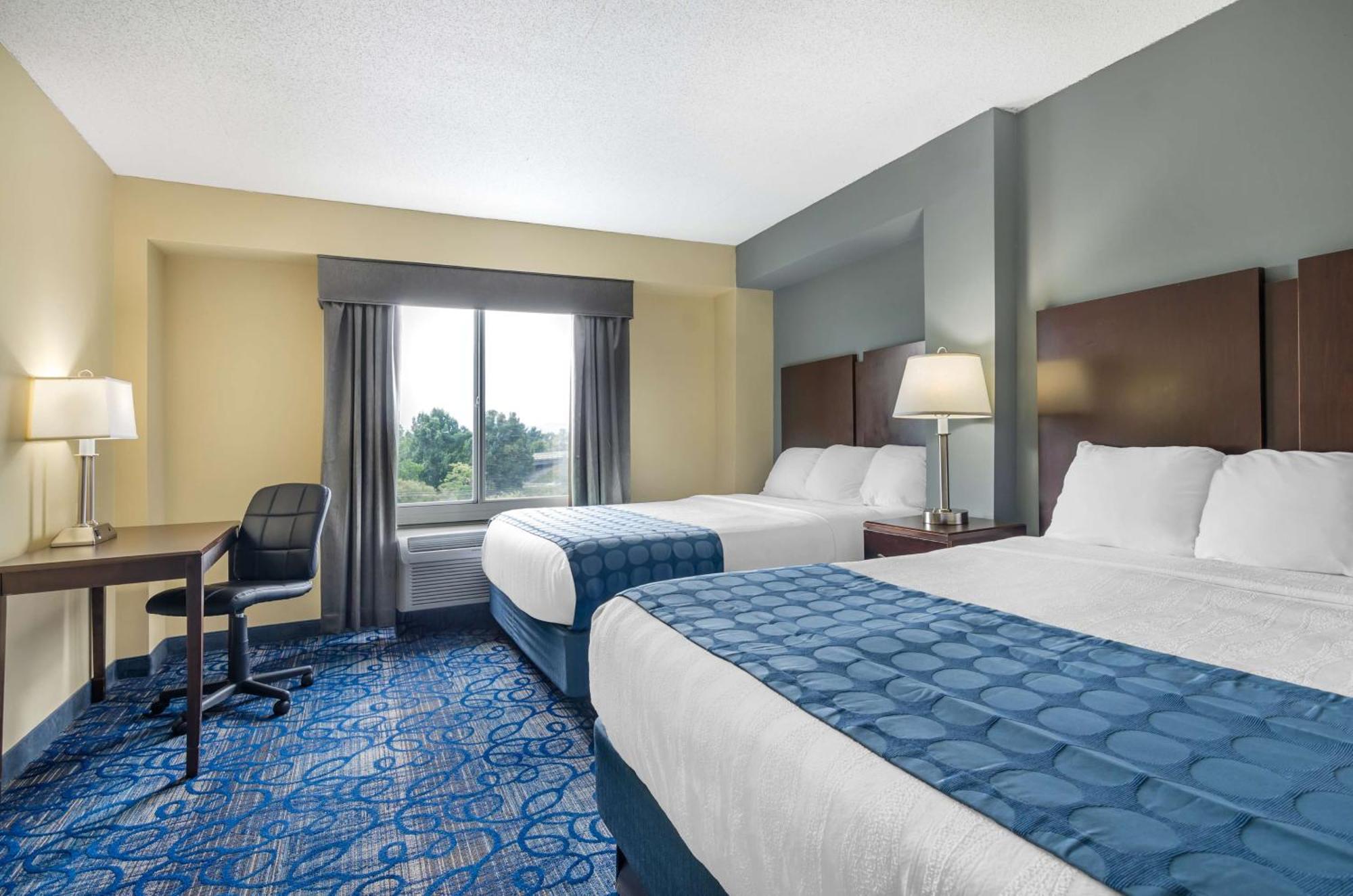 Best Western Plus Waynesboro Ngoại thất bức ảnh