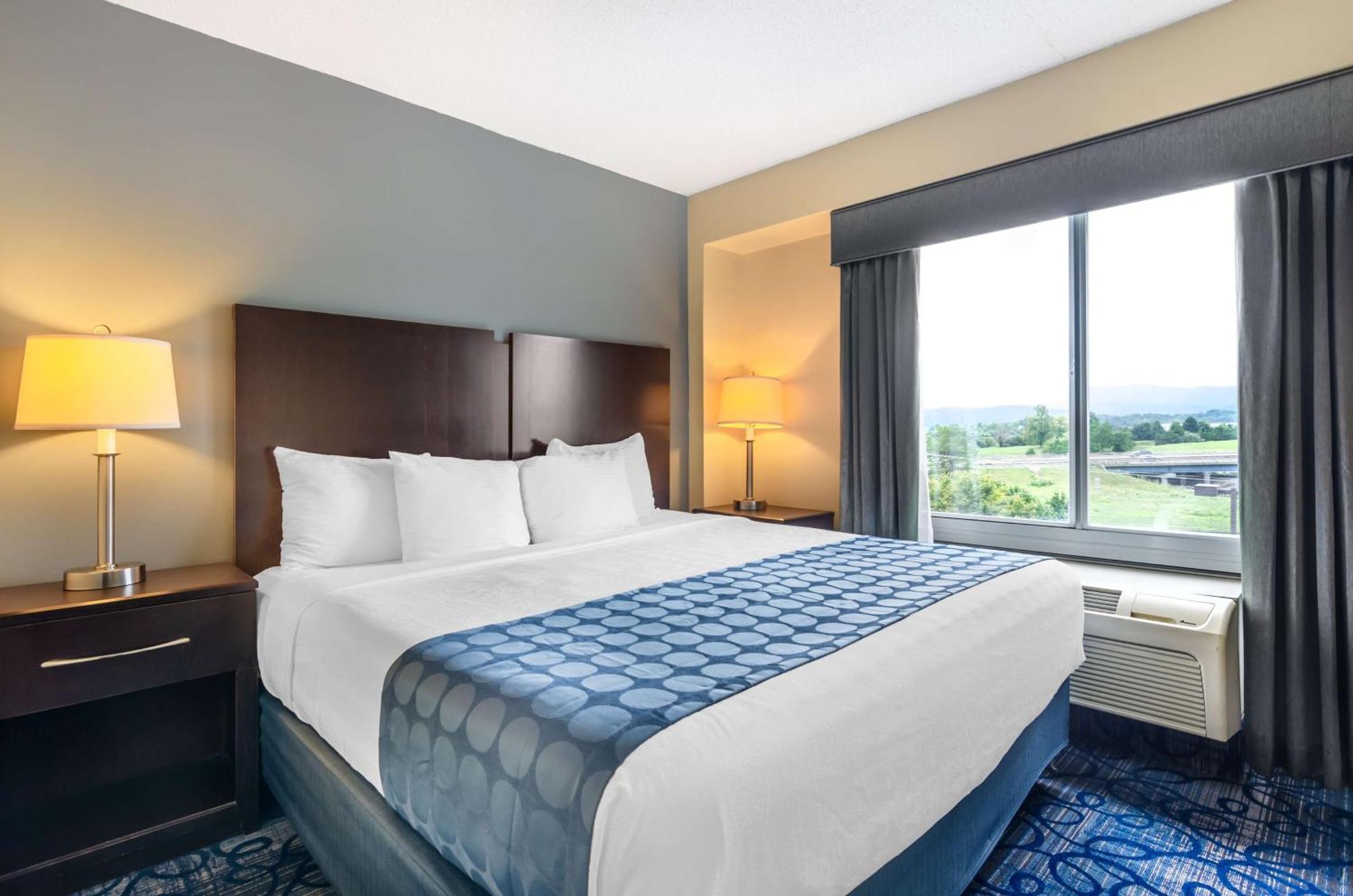Best Western Plus Waynesboro Ngoại thất bức ảnh