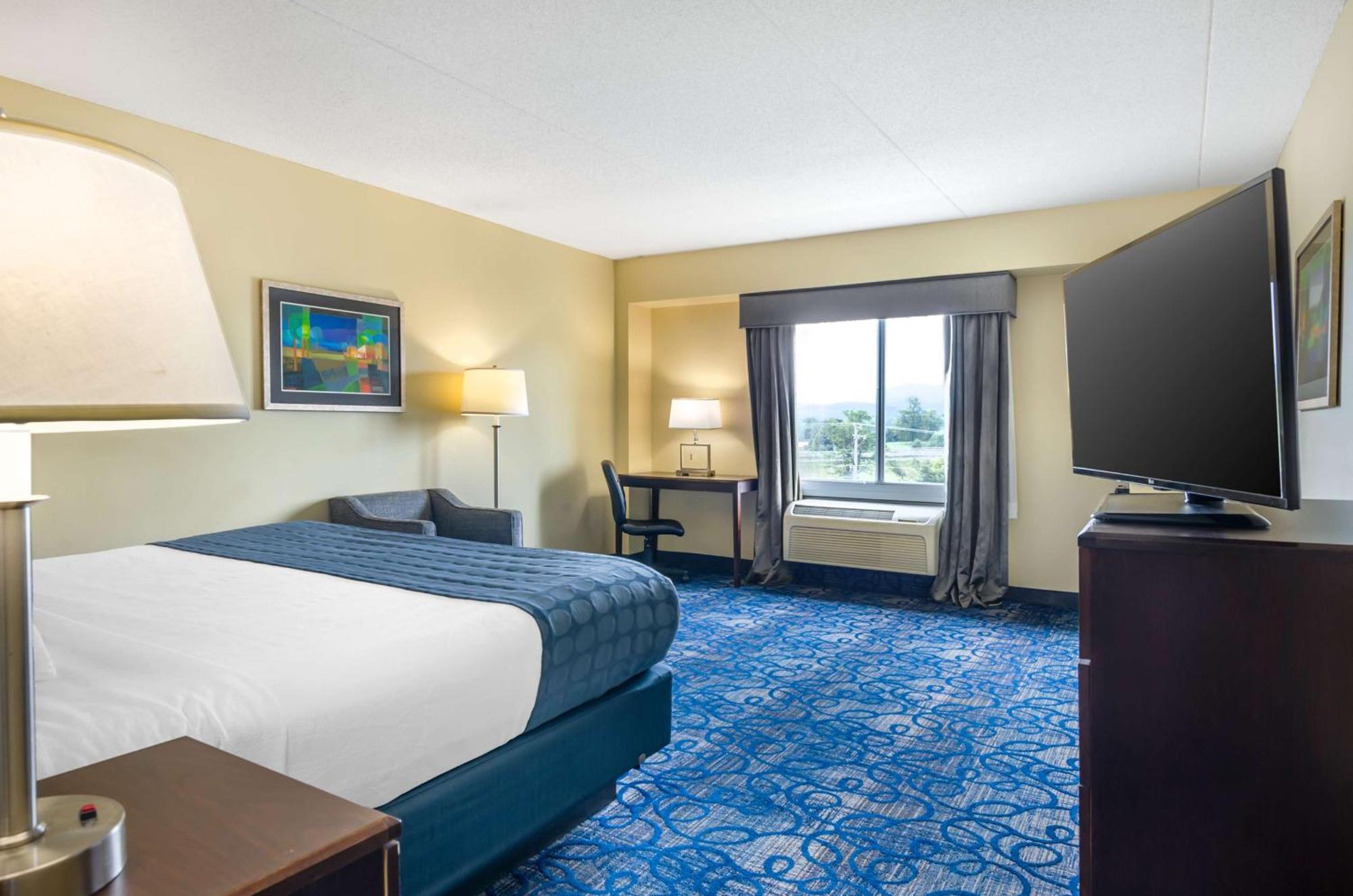 Best Western Plus Waynesboro Ngoại thất bức ảnh