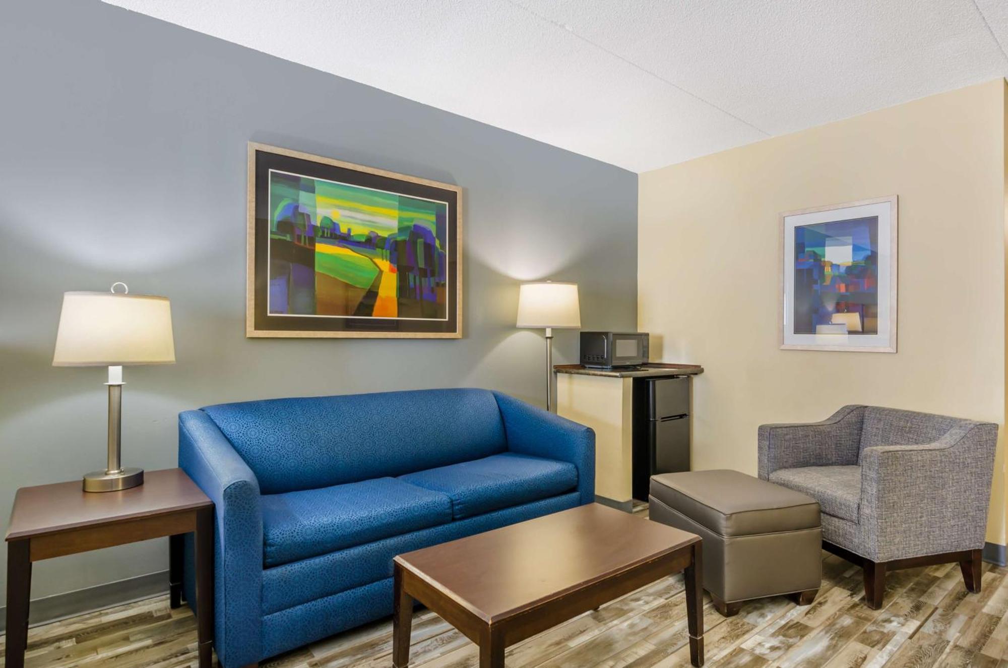 Best Western Plus Waynesboro Ngoại thất bức ảnh