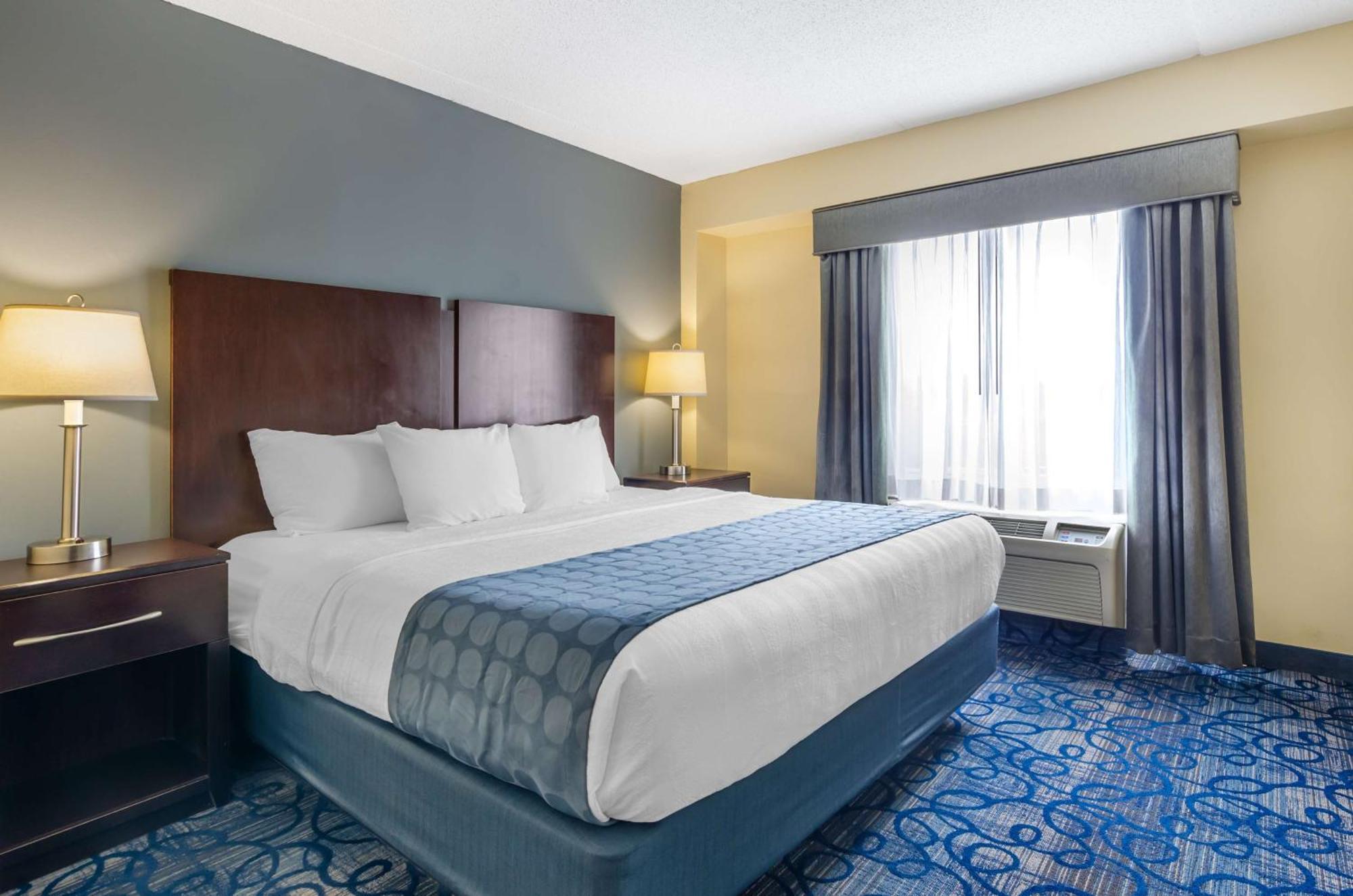 Best Western Plus Waynesboro Ngoại thất bức ảnh
