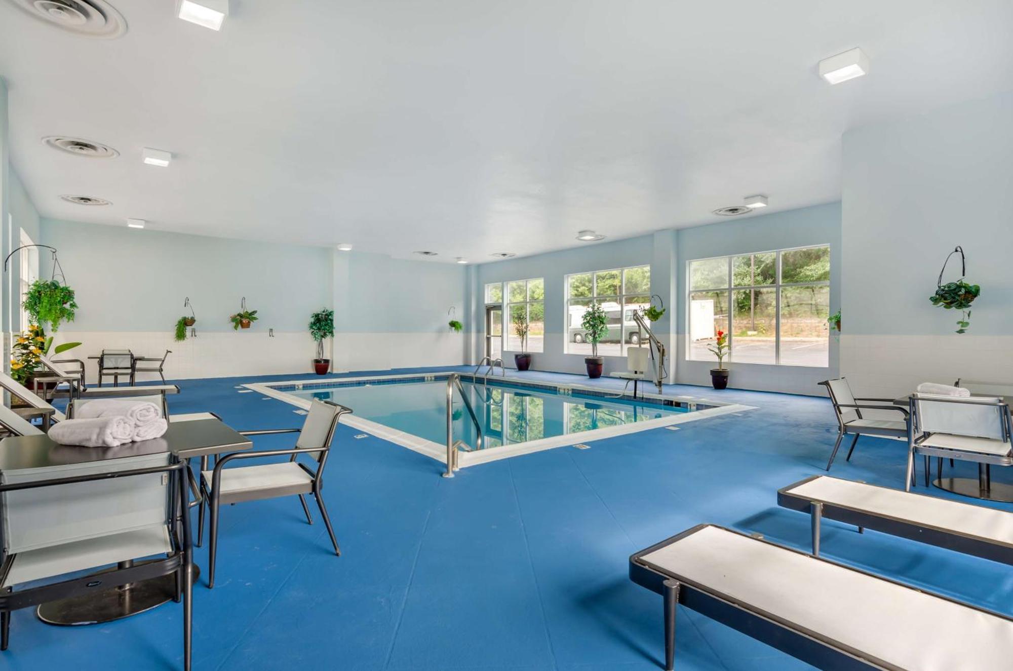 Best Western Plus Waynesboro Ngoại thất bức ảnh