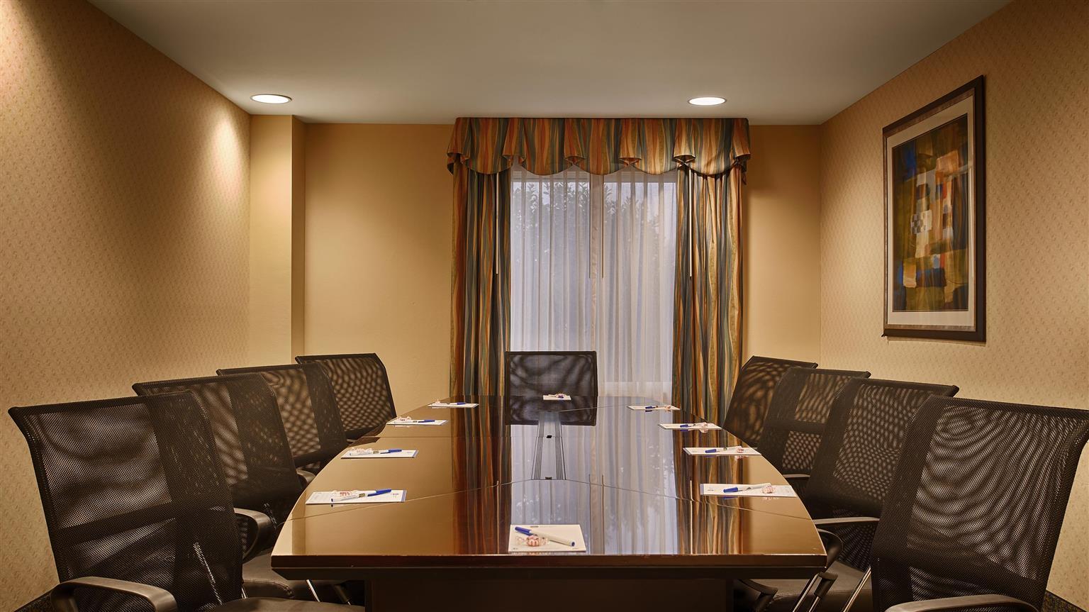 Best Western Plus Waynesboro Ngoại thất bức ảnh